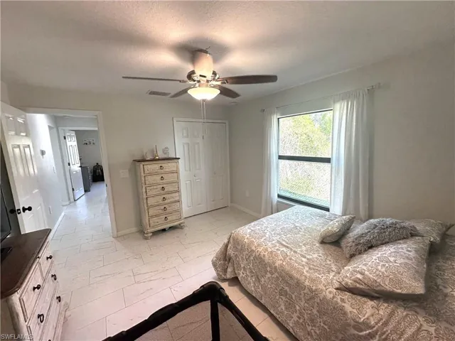 3710  38th SW ST, Lehigh Acres, FL 33976