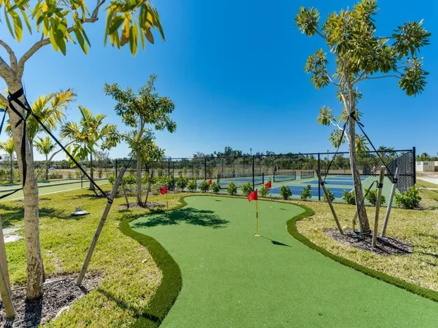 202  Indies E DR, Naples, FL 34114