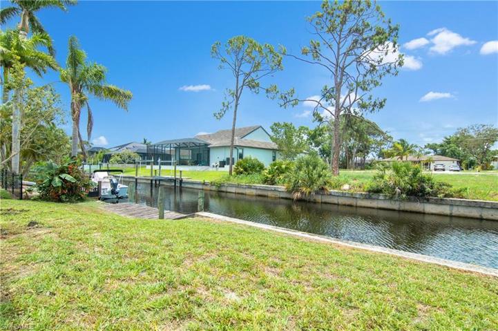 Dock, Seawall & Canal w/Gulf-Access