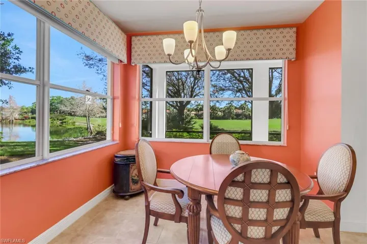 Beautiful views for your dining backdrop.