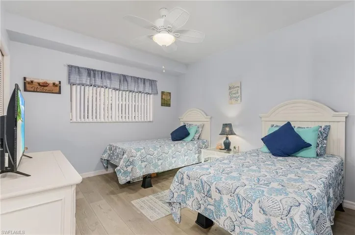 Guest bedroom