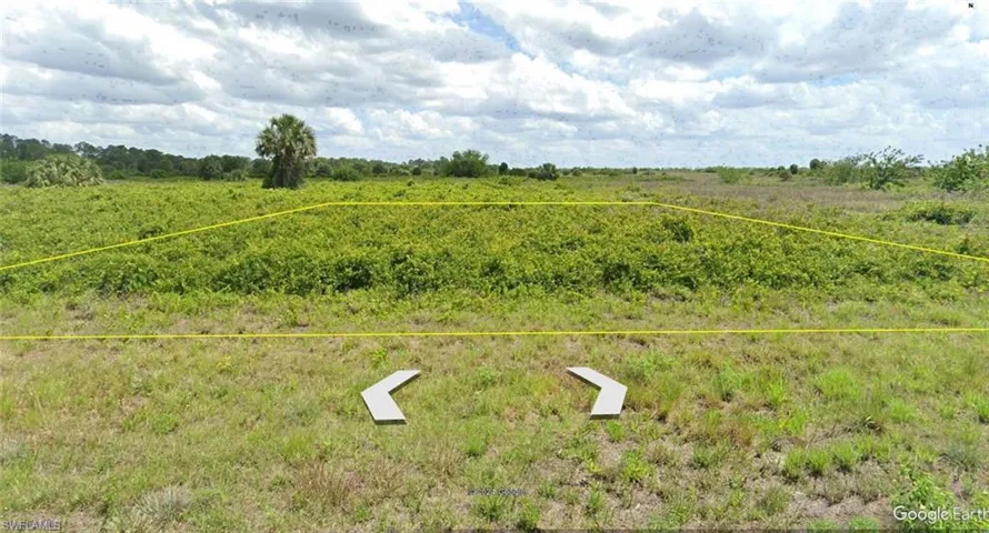203  Whitehall  LOOP, Labelle, FL 33935