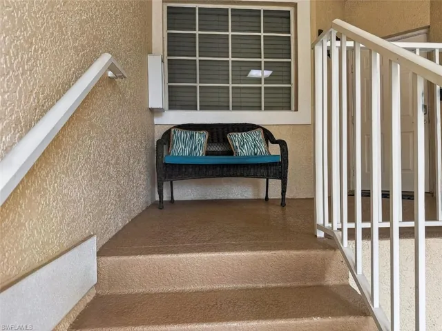 8175 Celeste Dr 1229, Naples, Florida 34113
