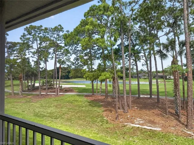 8175 Celeste Dr 1229, Naples, Florida 34113