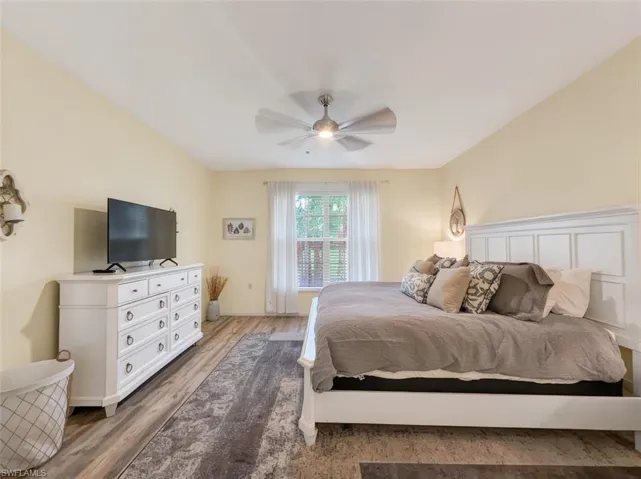 8175 Celeste Dr 1229, Naples, Florida 34113
