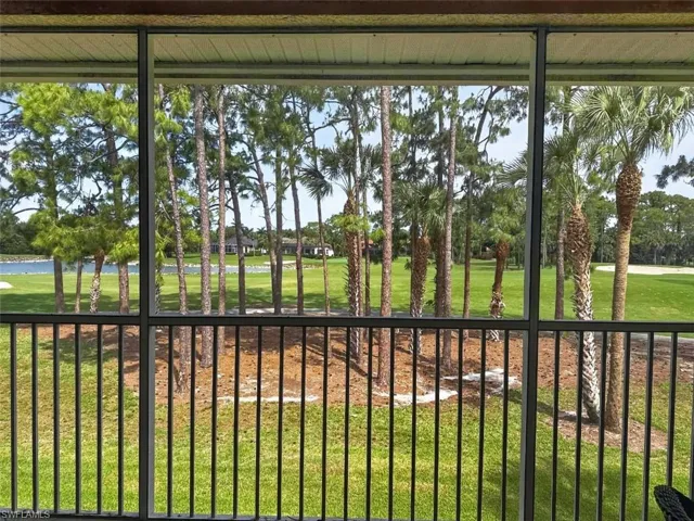 8175 Celeste Dr 1229, Naples, Florida 34113