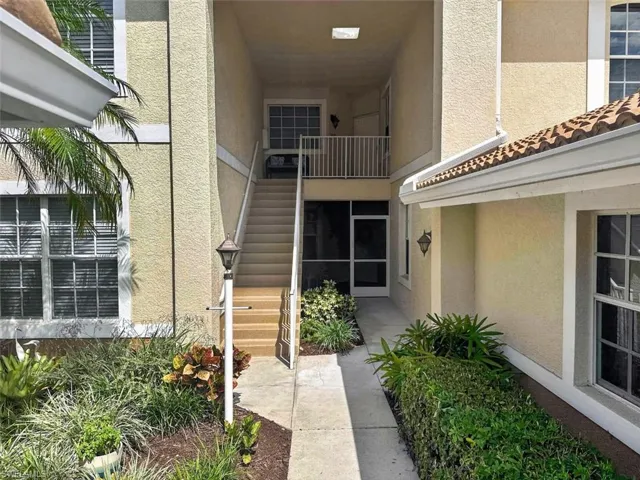 8175 Celeste Dr 1229, Naples, Florida 34113