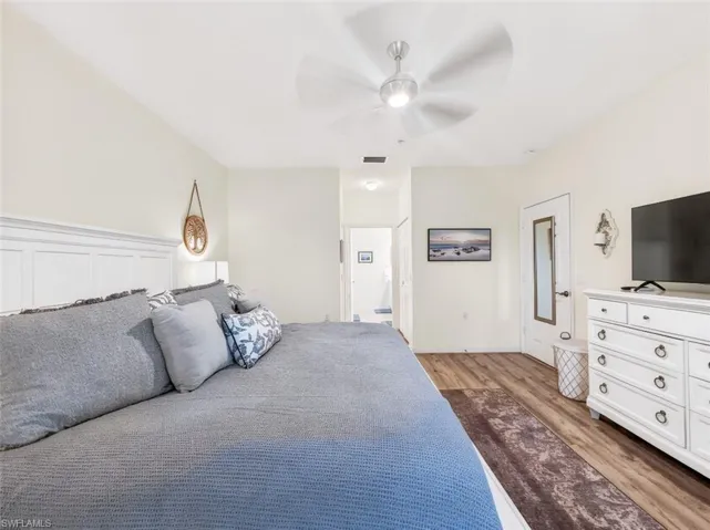 8175 Celeste Dr 1229, Naples, Florida 34113