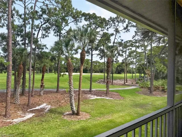 8175 Celeste Dr 1229, Naples, Florida 34113