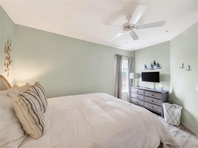 8175 Celeste Dr 1229, Naples, Florida 34113