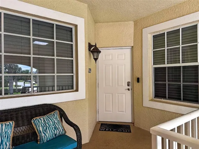 8175 Celeste Dr 1229, Naples, Florida 34113