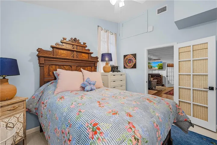 7697 Beach Daisy Ln, Bokeelia, Florida 33922
