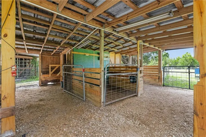 7697 Beach Daisy Ln, Bokeelia, Florida 33922