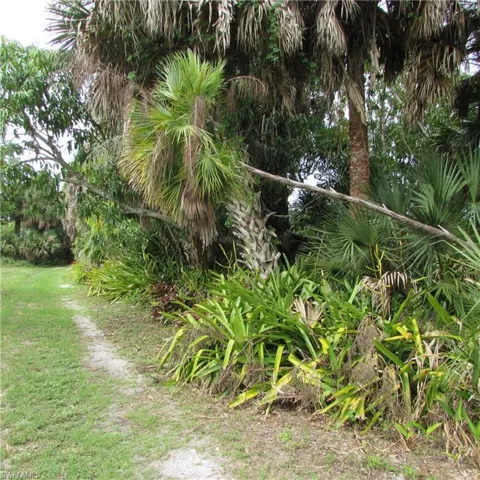 7697 Beach Daisy Ln, Bokeelia, Florida 33922