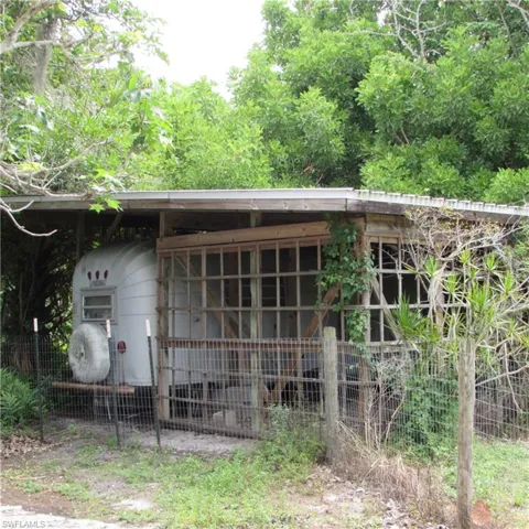 7697 Beach Daisy Ln, Bokeelia, Florida 33922