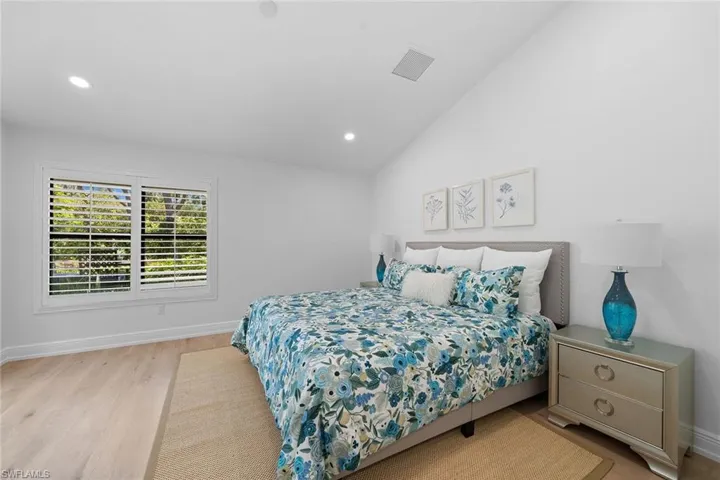 6644  Trident  WAY, Naples, FL 34108