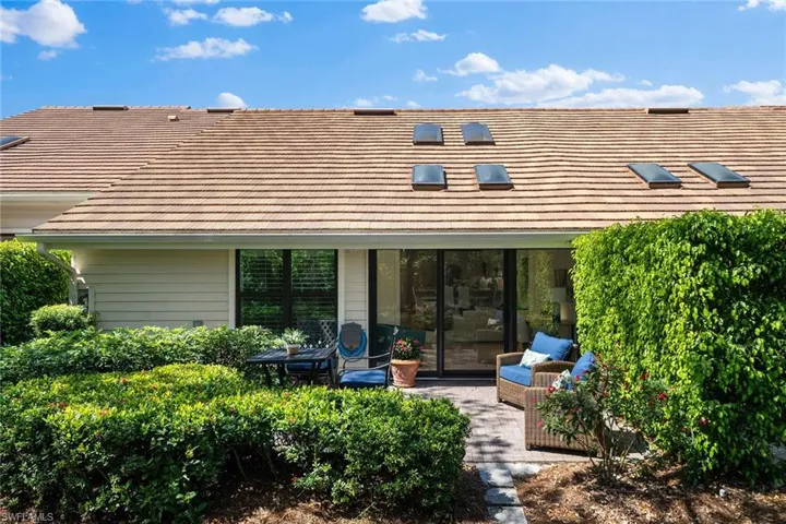 6644  Trident  WAY, Naples, FL 34108