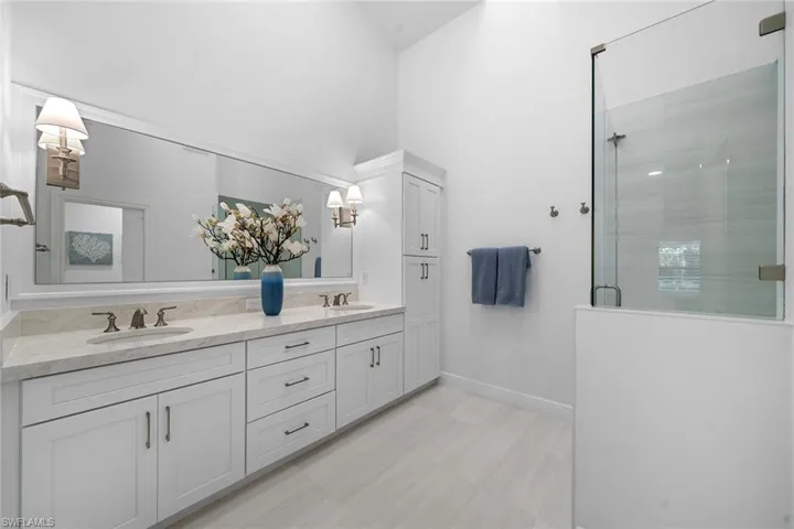 6644  Trident  WAY, Naples, FL 34108