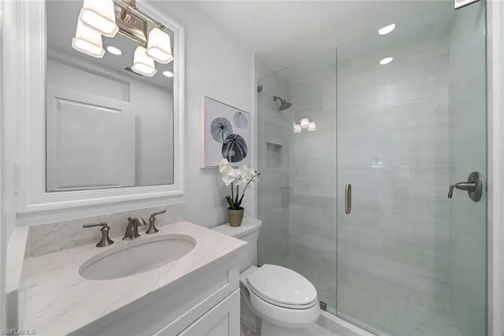 6644  Trident  WAY, Naples, FL 34108