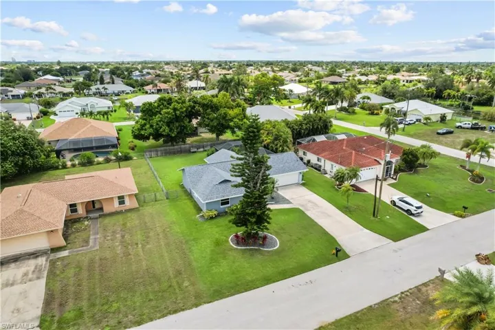 1411 Se 5th Pl, Cape Coral, Florida 33990
