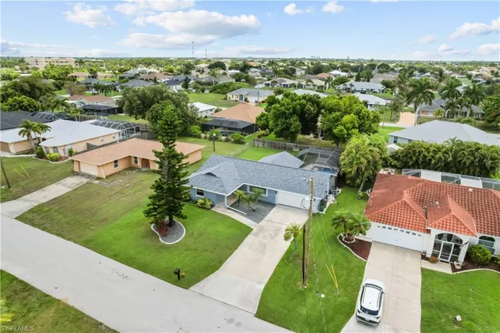 1411 Se 5th Pl, Cape Coral, Florida 33990
