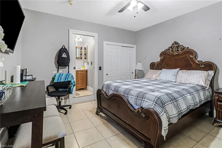 410  Everglades S BLVD, Naples, FL 34117