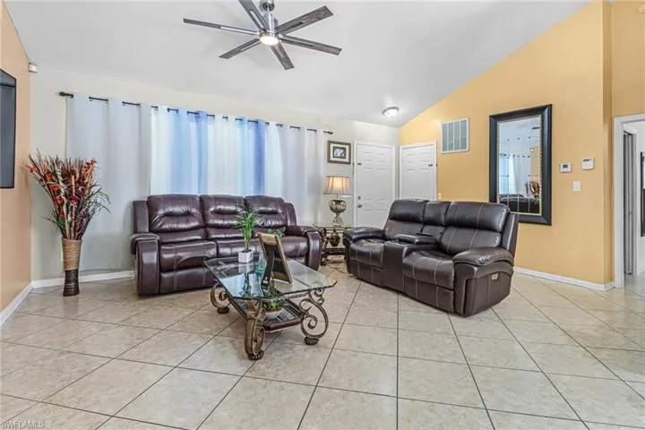 410  Everglades S BLVD, Naples, FL 34117