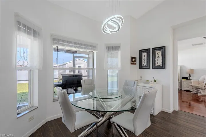 16 Nw 18th Ave, Cape Coral, Florida 33993