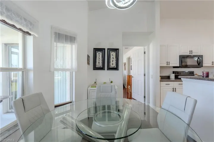 16 Nw 18th Ave, Cape Coral, Florida 33993