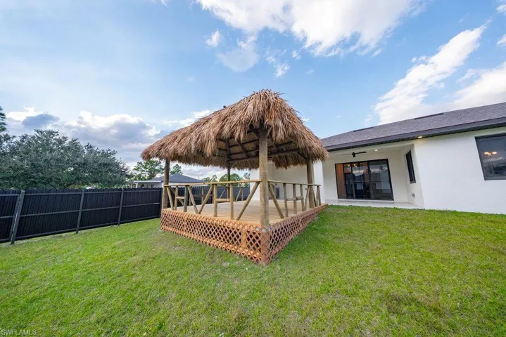 2819  34th W ST, Lehigh Acres, FL 33971