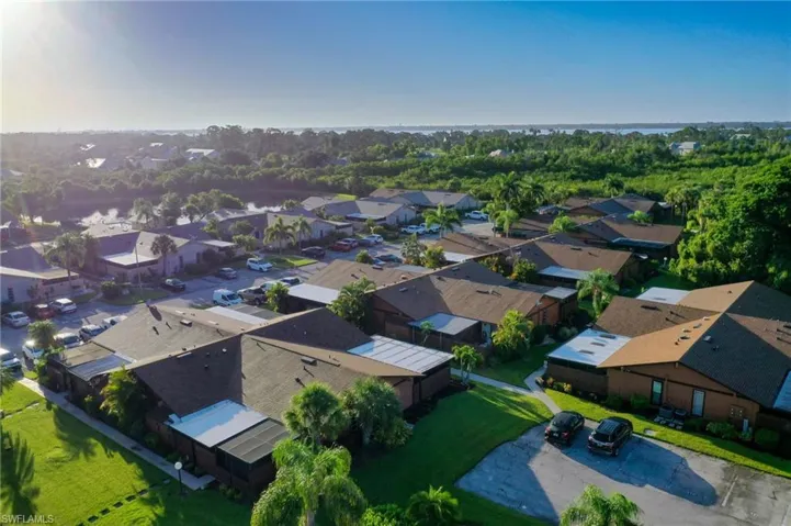 Birds eye view of property
