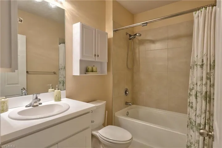 2501 NW 20th  PL, Cape Coral, FL 33993