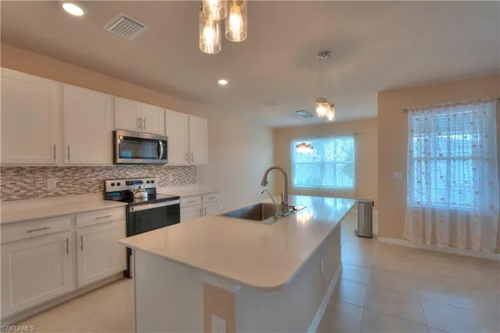 2501 NW 20th  PL, Cape Coral, FL 33993