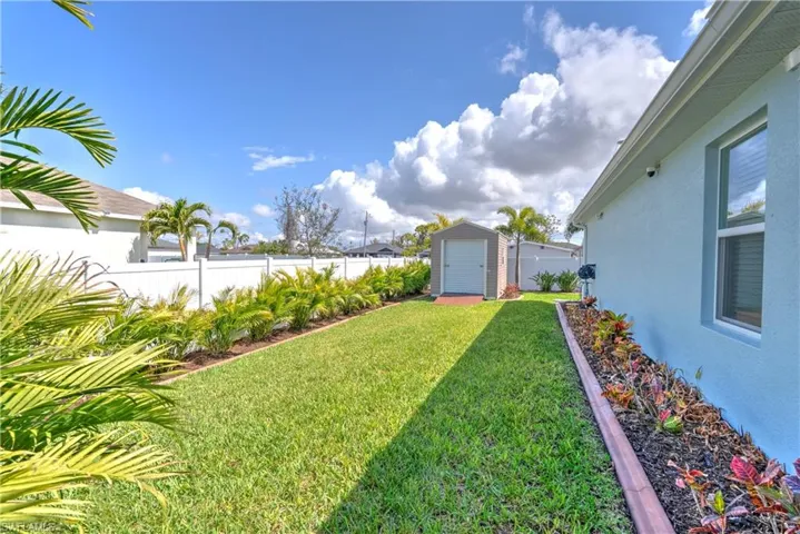 2501 NW 20th  PL, Cape Coral, FL 33993
