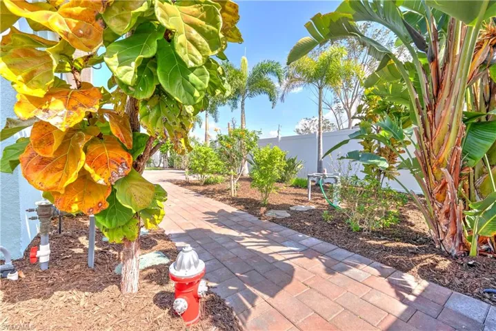 2501 NW 20th  PL, Cape Coral, FL 33993