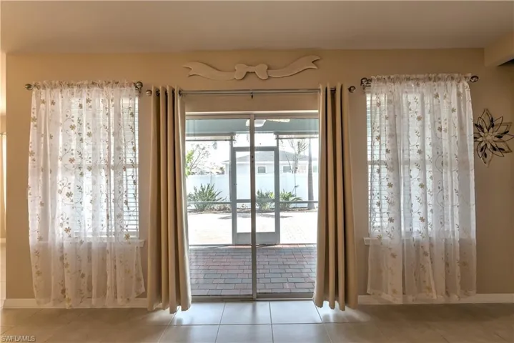 2501 NW 20th  PL, Cape Coral, FL 33993
