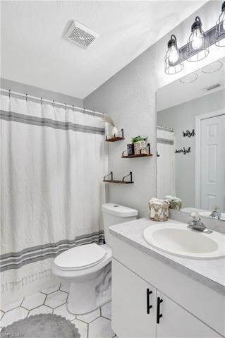 201 Gordon AVE N, LEHIGH ACRES FL 33971