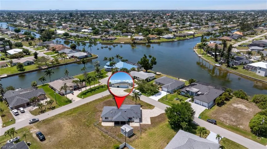 601 SE 16Th Ter Cape Coral FL 33990