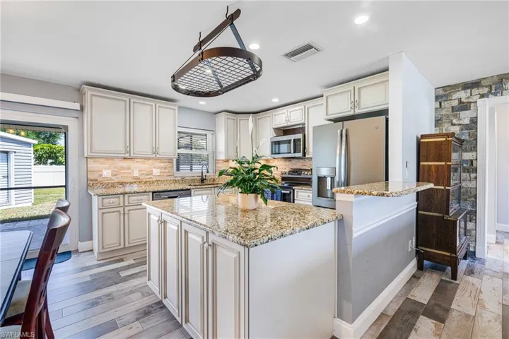 Gourmet Kitchen