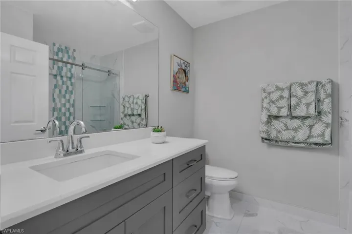 7648  Oleander Gate  DR, Naples, FL 34109