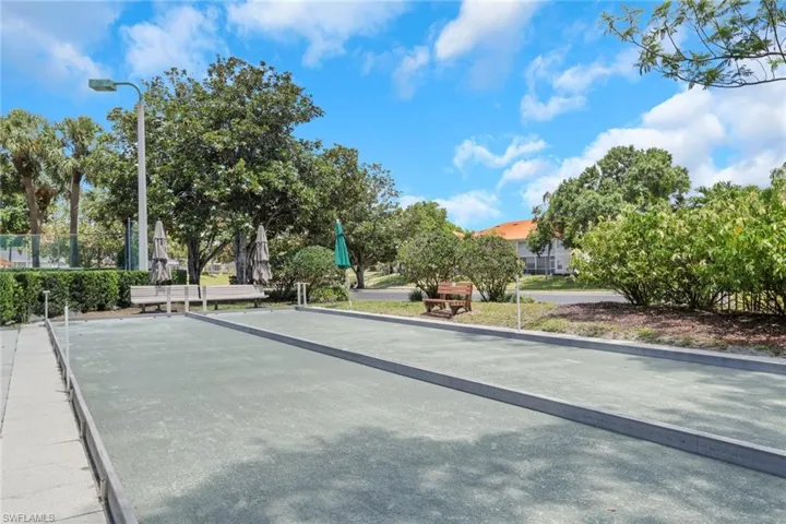 7648 Oleander Gate Dr H202, Naples, Florida 34109