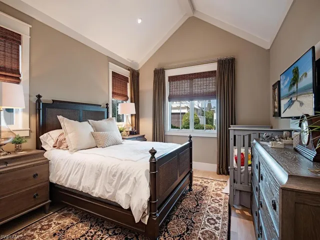 Downstairs guest bedroom