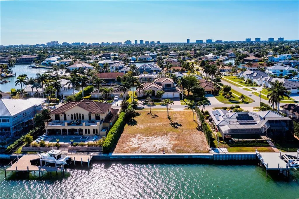 1457 Butterfield CT, Marco Island, FL 34145,225030094