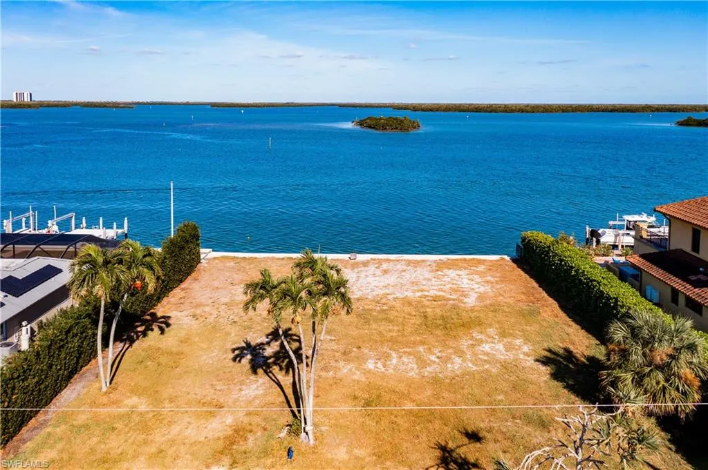1457 Butterfield CT, Marco Island, FL 34145,225030094
