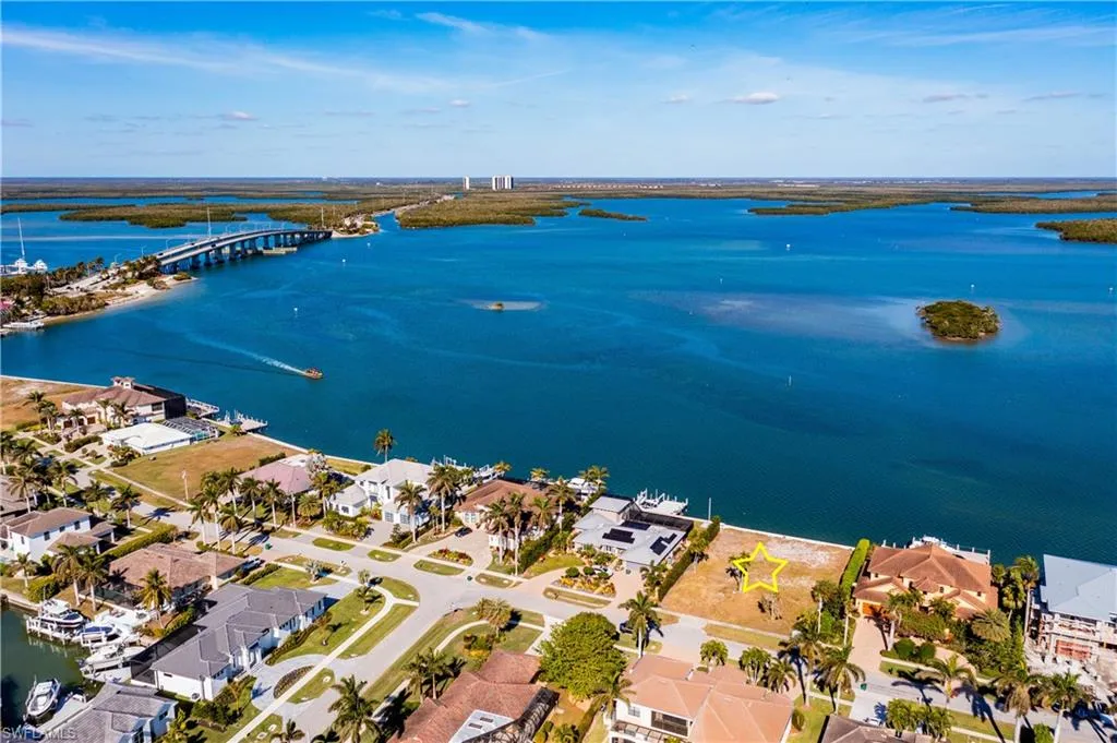 1457 Butterfield CT, Marco Island, FL 34145,225030094
