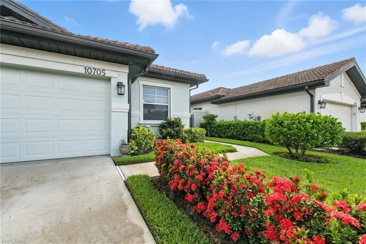 10705  Avila  CIR, Fort Myers, FL 33913