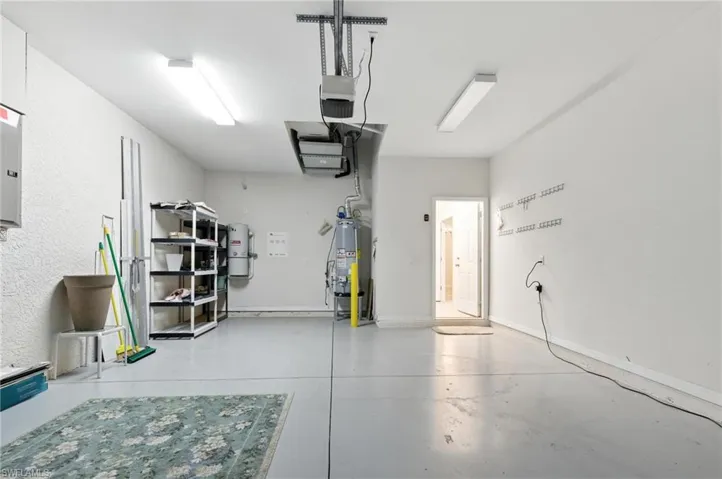 10705  Avila  CIR, Fort Myers, FL 33913