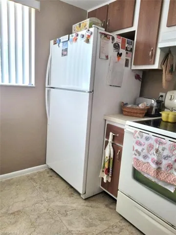 1014  Manatee  RD, Naples, FL 34114