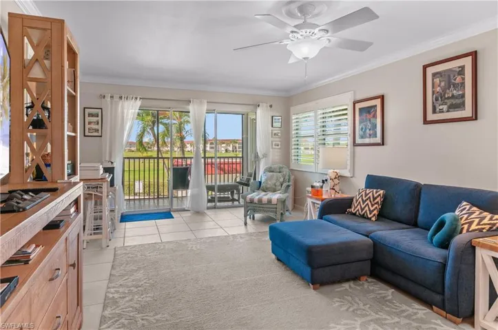 37  High Point E CIR, Naples, FL 34103