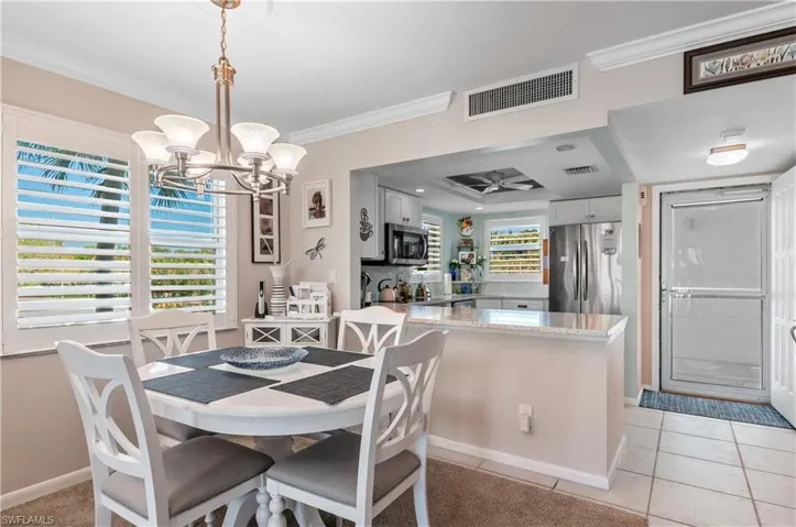 37  High Point E CIR, Naples, FL 34103